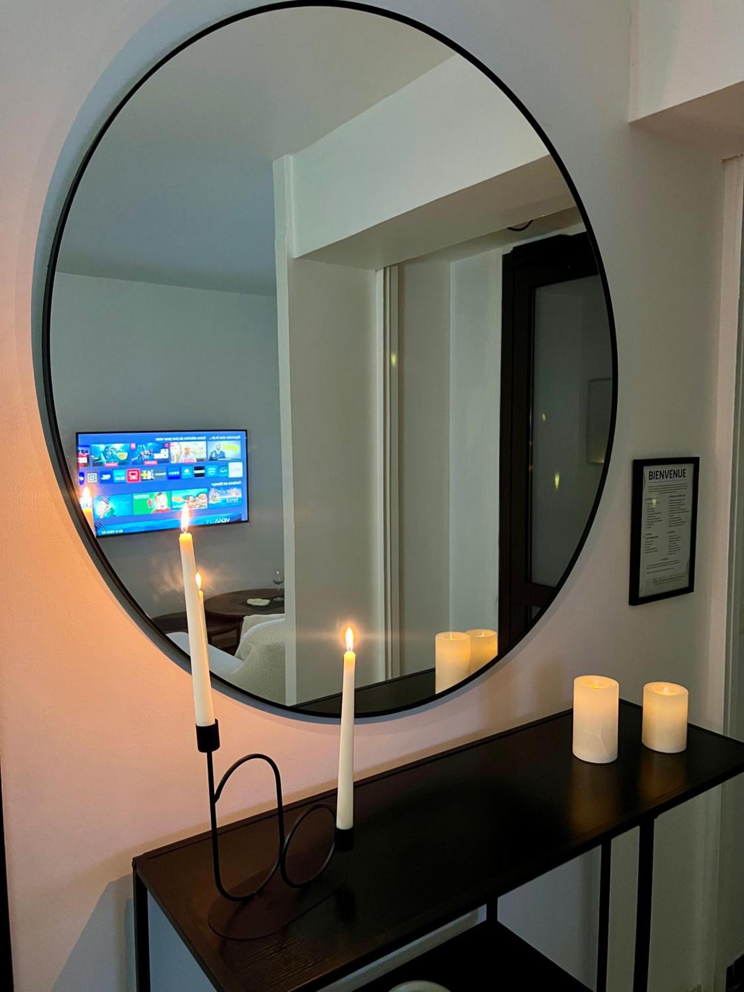 Dima Suite Jacuzzi Privatif Vedène Exterior foto